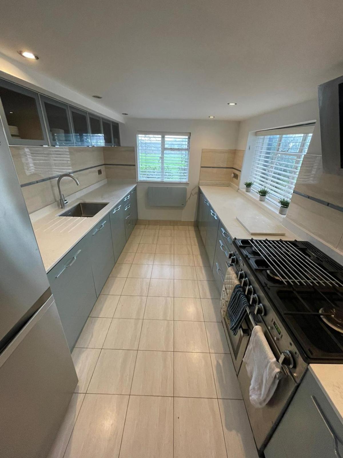 Villa Warwick House - Stunning House With Terrace And Sea Views, Sleeps 11 Worthing Exterior foto