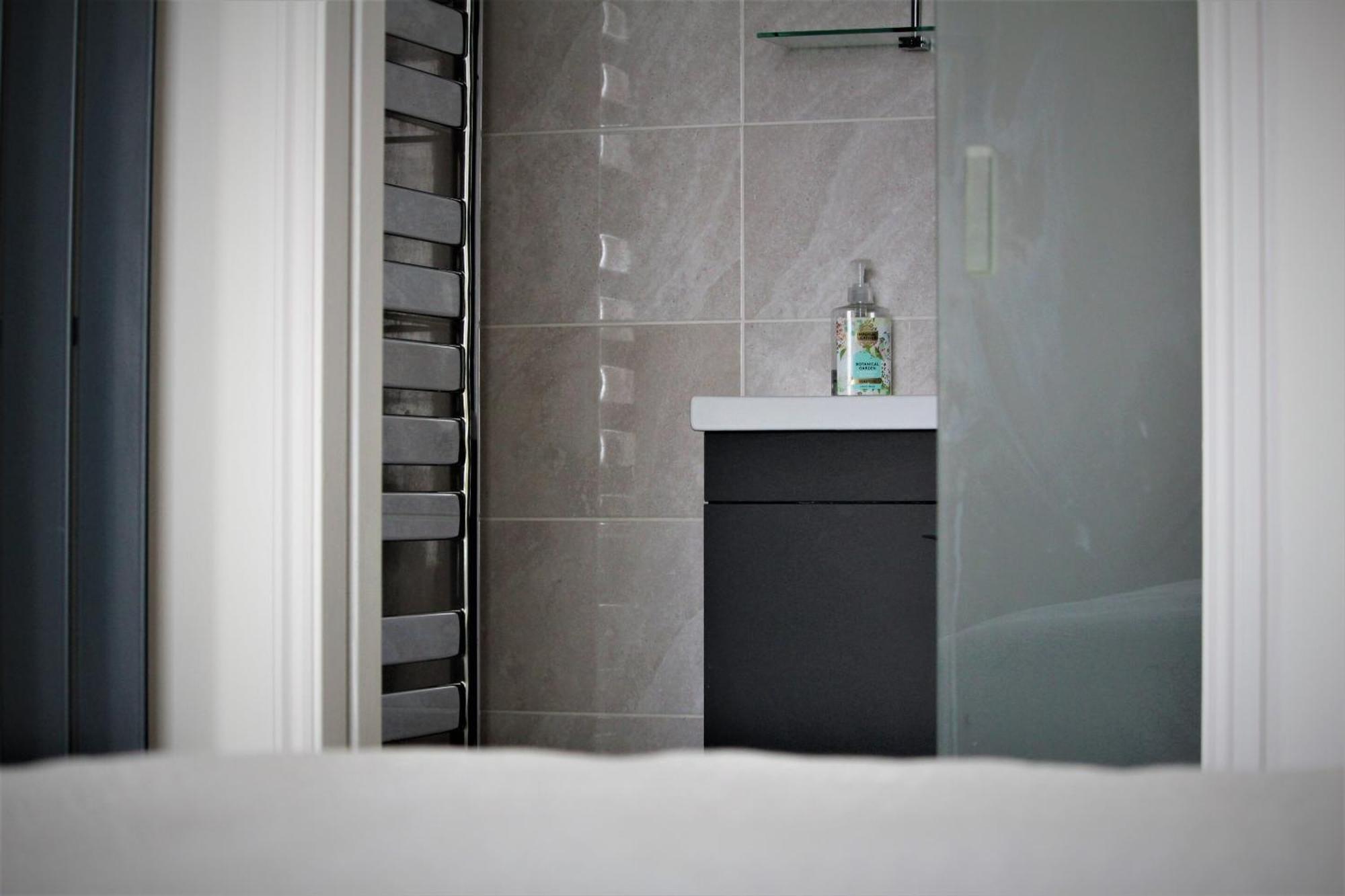 Villa Warwick House - Stunning House With Terrace And Sea Views, Sleeps 11 Worthing Exterior foto